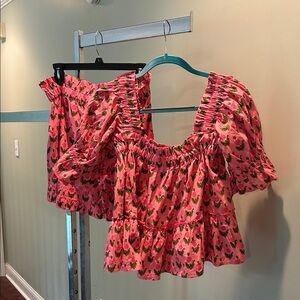 Elizabeth Wilson Designs Pink Floral Women's Matching Blouse and Short Set
